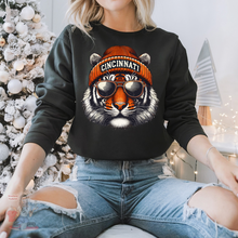 Load image into Gallery viewer, City Sweatshirt
